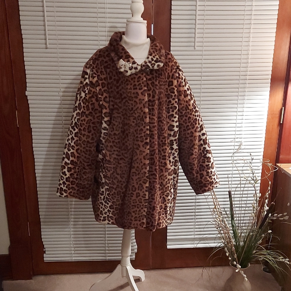 dennis basso Brown Leopard Print Faux Fur Teddy Coat